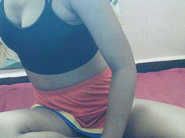 Koushy live cam on BongaCams