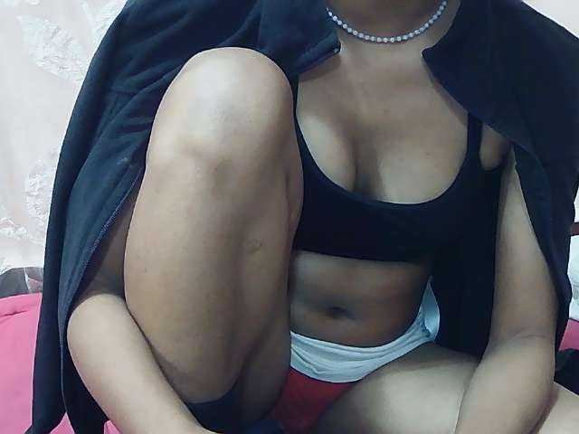 Koushy live cam on BongaCams
