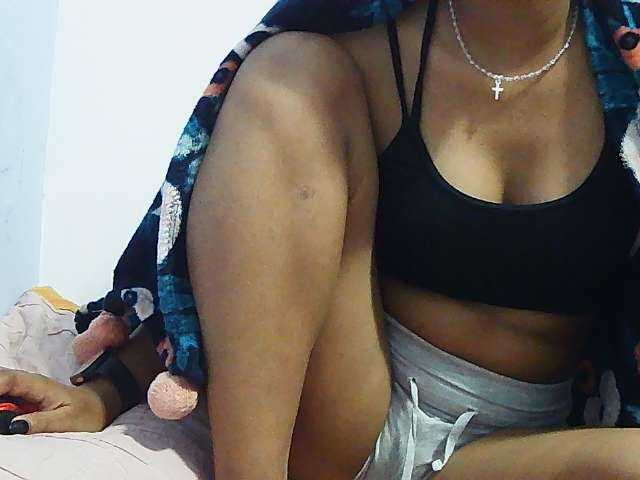 Koushy live cam on BongaCams