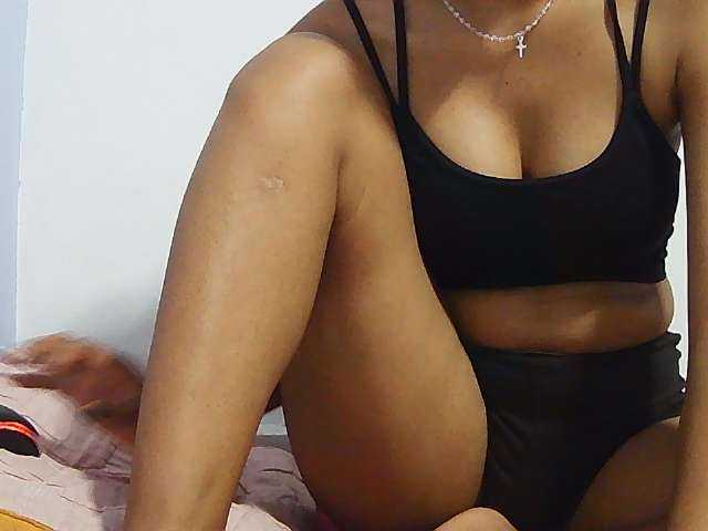 Koushy live cam on BongaCams