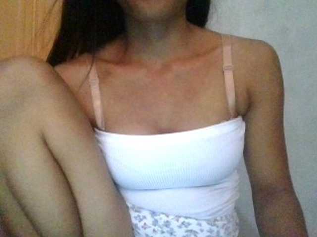 Hannah1998 live cam on BongaCams