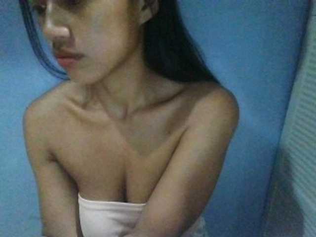 Hannah1998 live cam on BongaCams