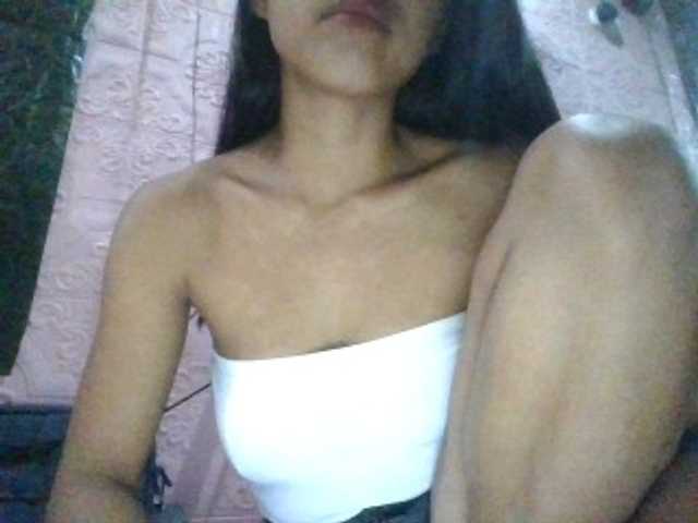 Hannah1998 live cam on BongaCams