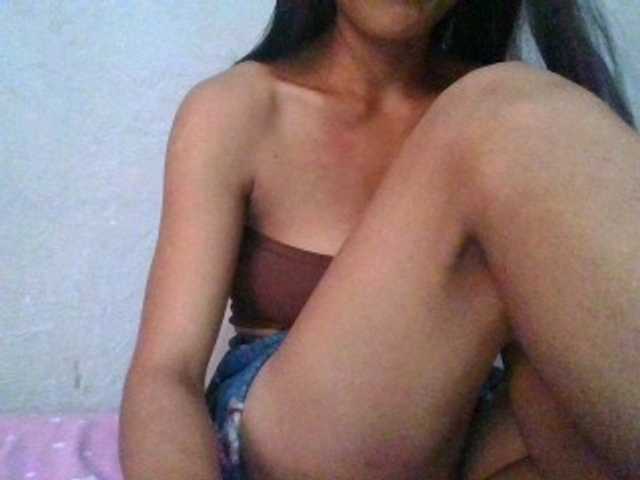 Hannah1998 live cam on BongaCams