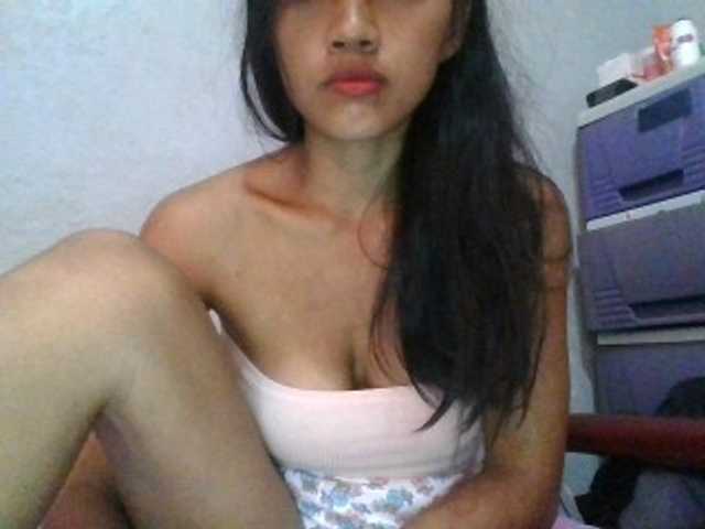 Hannah1998 live cam on BongaCams