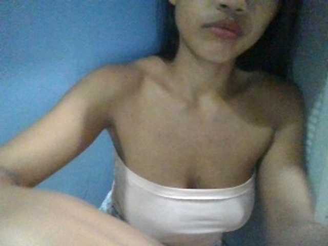 Hannah1998 live cam on BongaCams