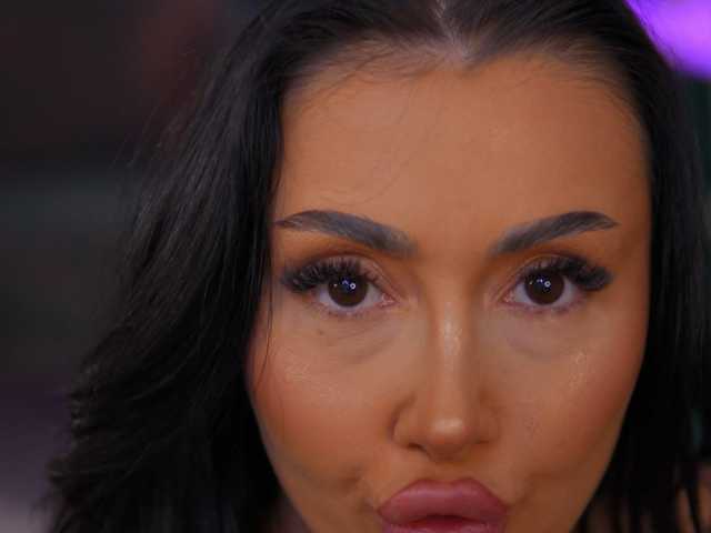 ZennySings live cam on BongaCams