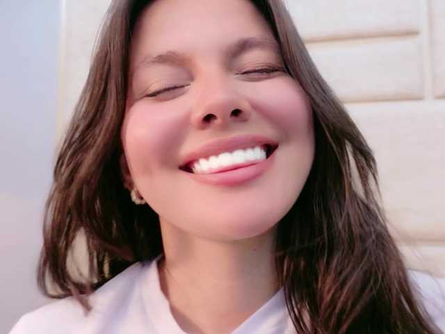 CarolineVega