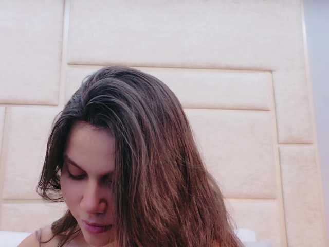 RubyScarlett's BongaCams show and profile