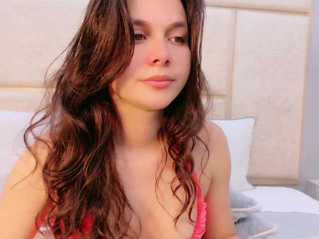 RubyScarlett live cam