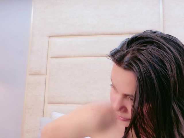 RubyScarlett live cam on BongaCams
