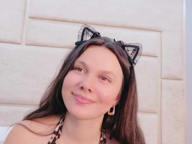 RubyScarlett's BongaCams show and profile