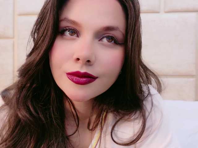 CarolineVega