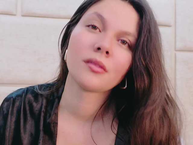 RubyScarlett's BongaCams show and profile