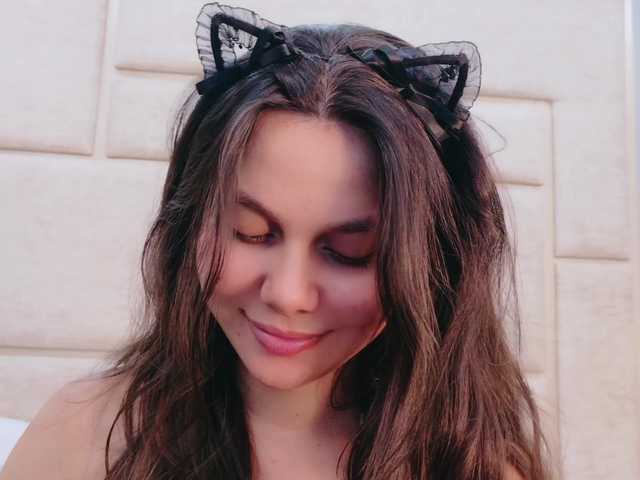 RubyScarlett's BongaCams show and profile