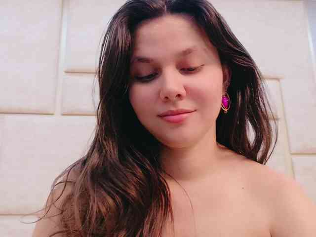 CarolineVega webcam