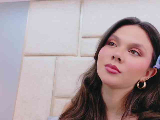 CarolineVega webcam