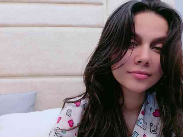 CarolineVega webcam