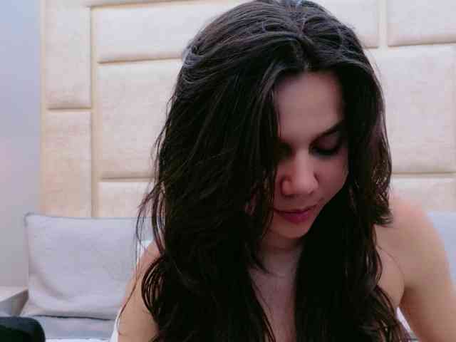 CarolineVega webcam