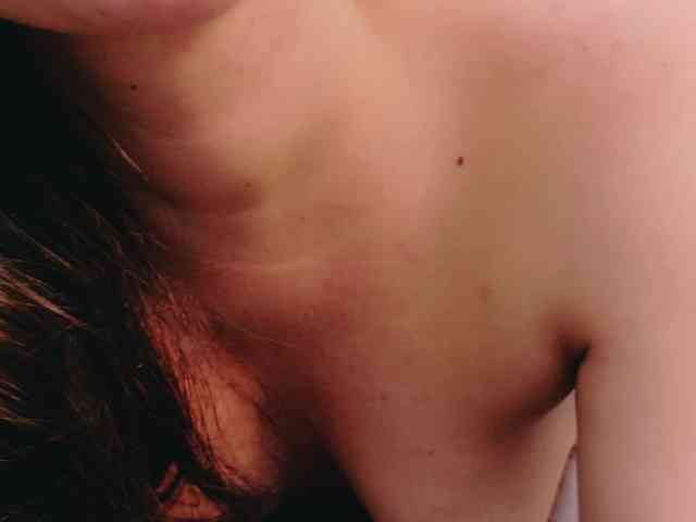 CarolineVega webcam