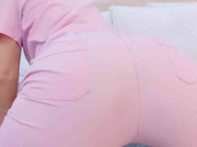 CarolineVega webcam