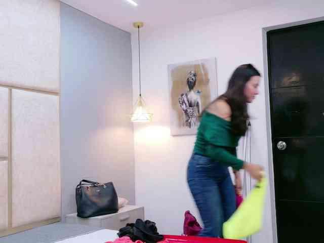 CarolineVega webcam