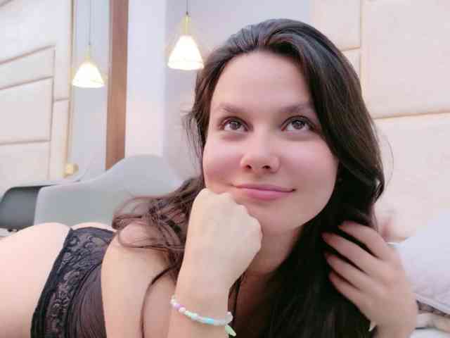 CarolineVega webcam