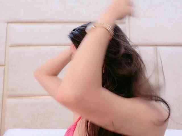 CarolineVega webcam