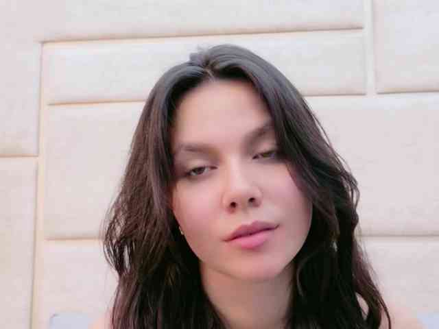 CarolineVega webcam