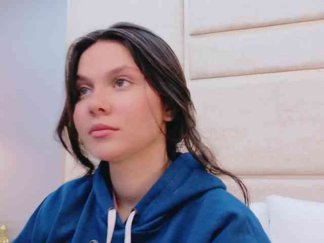 RubyScarlett Live Webcam on BongaCams