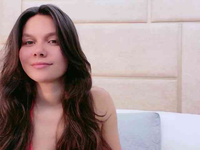 CarolineVega webcam
