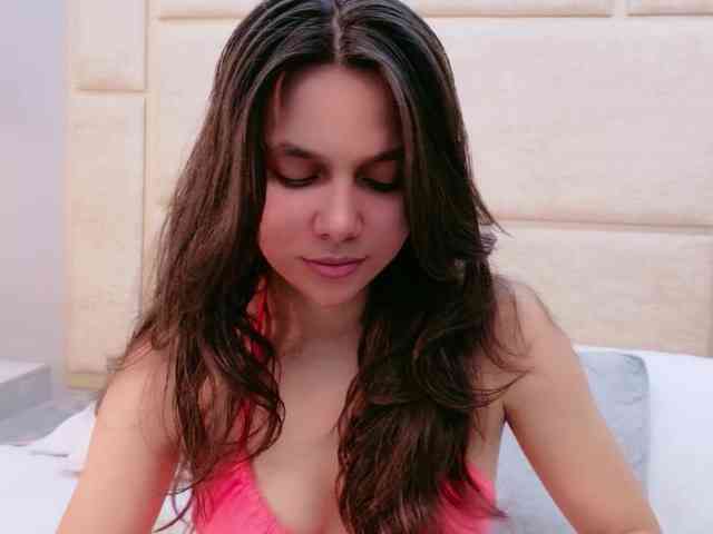 CarolineVega webcam