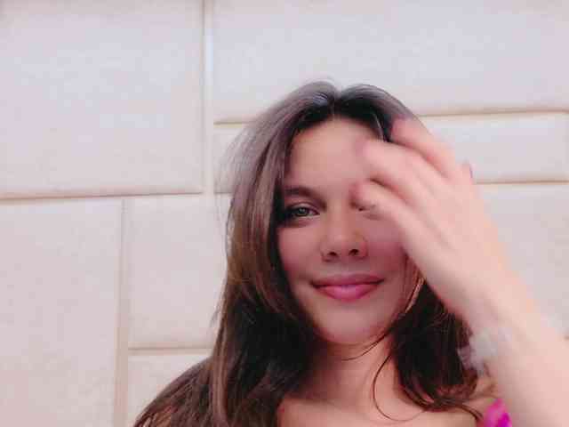CarolineVega webcam