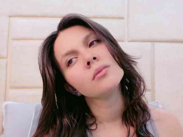 CarolineVega webcam