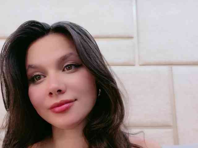 CarolineVega webcam