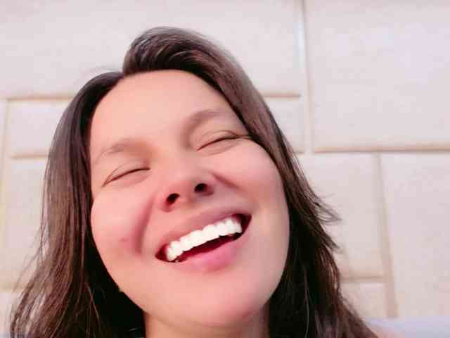 CarolineVega webcam