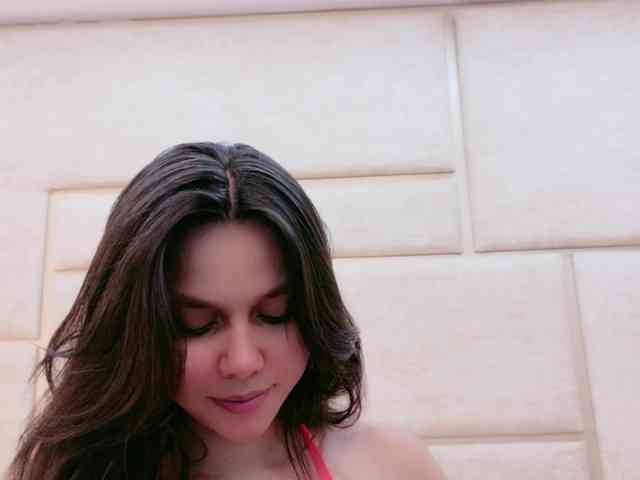 CarolineVega webcam