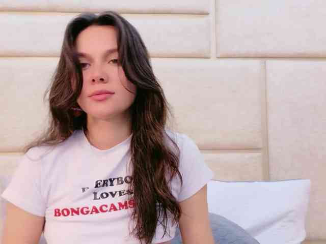 CarolineVega webcam