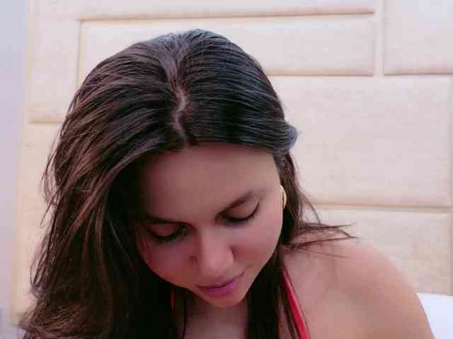 CarolineVega webcam