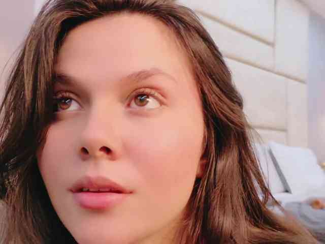 RubyScarlett Live Webcam on BongaCams