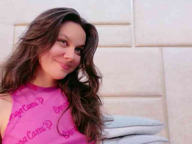 CarolineVega webcam