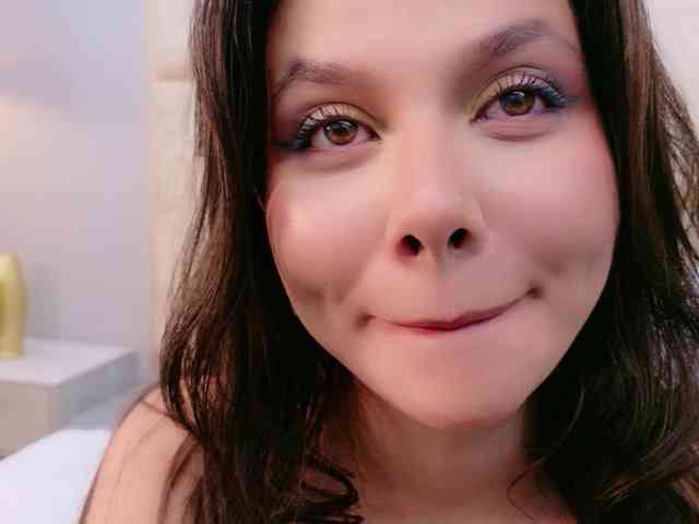 Modelo: CarolineVega