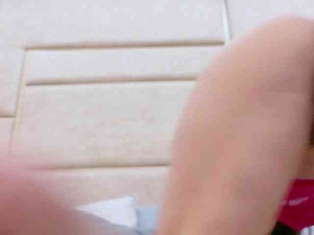 CarolineVega webcam