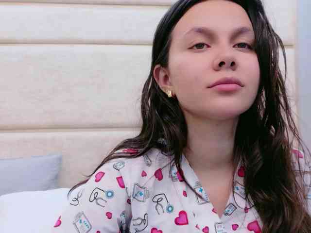 CarolineVega webcam