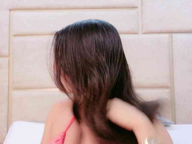 CarolineVega webcam