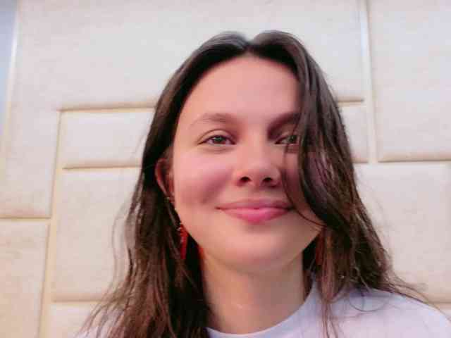 CarolineVega webcam