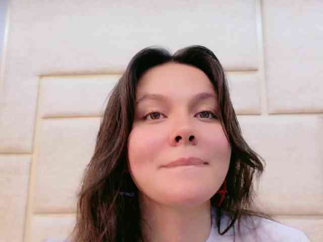 CarolineVega webcam