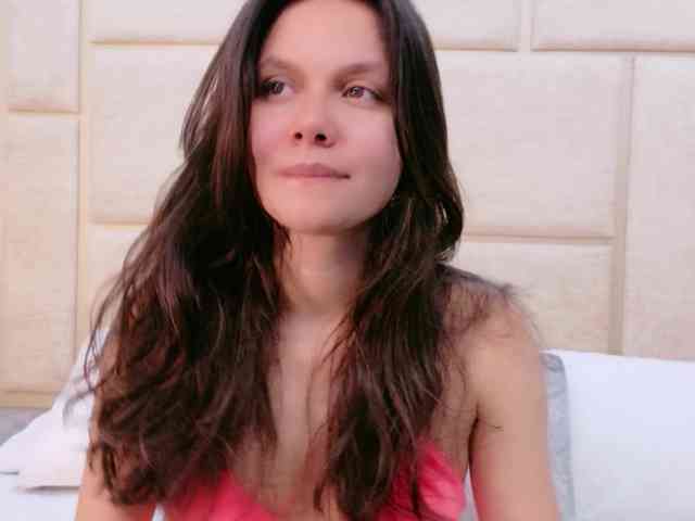 CarolineVega webcam