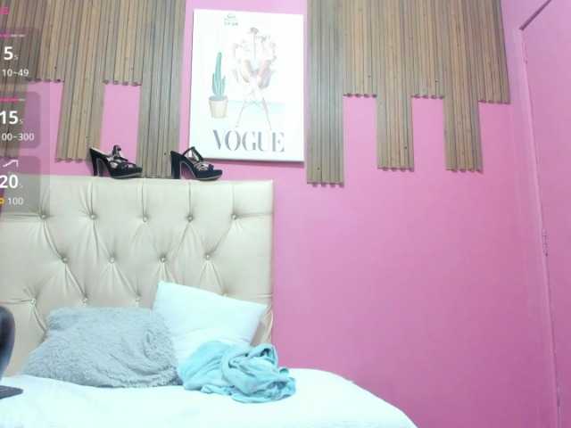 LuciaSpear live cam on BongaCams