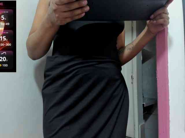 LuciaSpear webcam